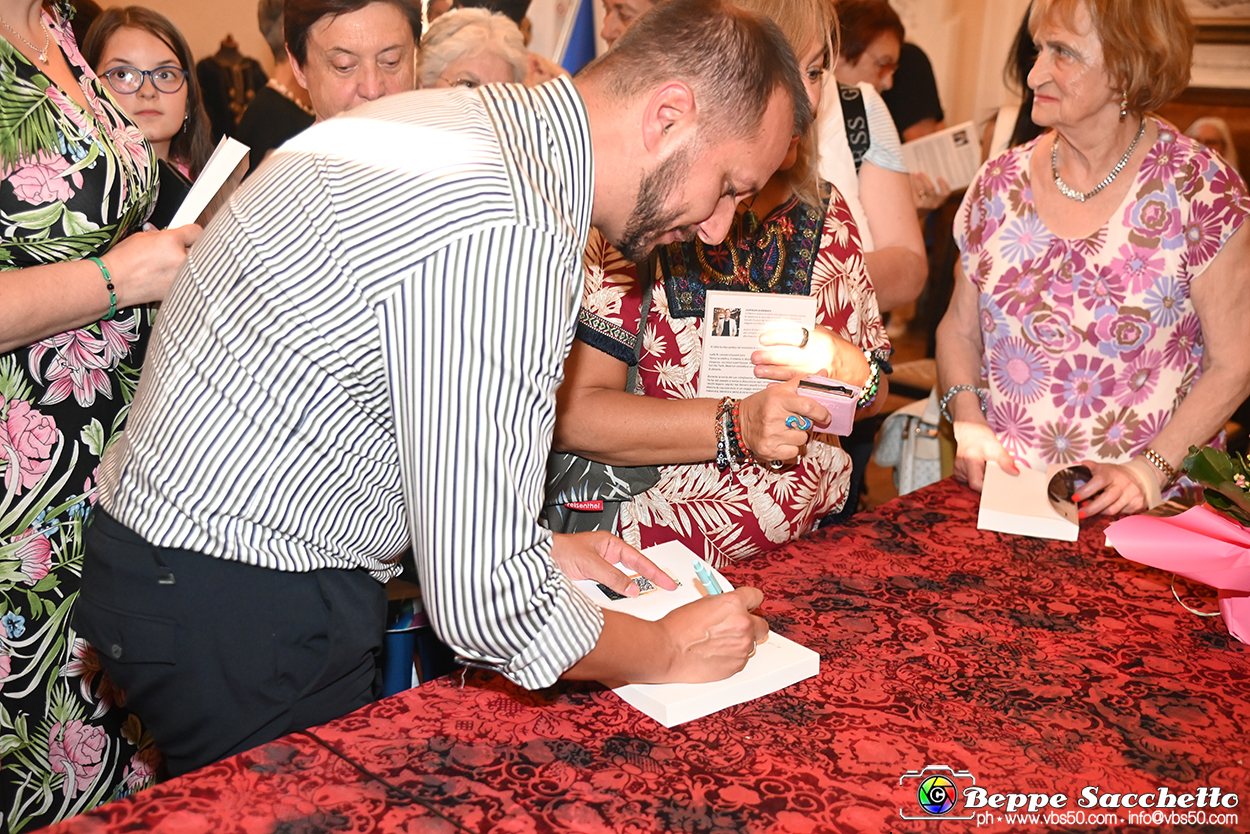 VBS_3397 - Presentazione libro 'Lady B.' di Leopoldo Aversente.jpg